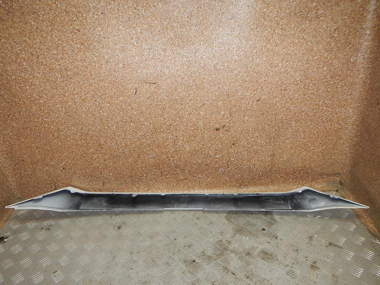 Накладка на решетку радиатора