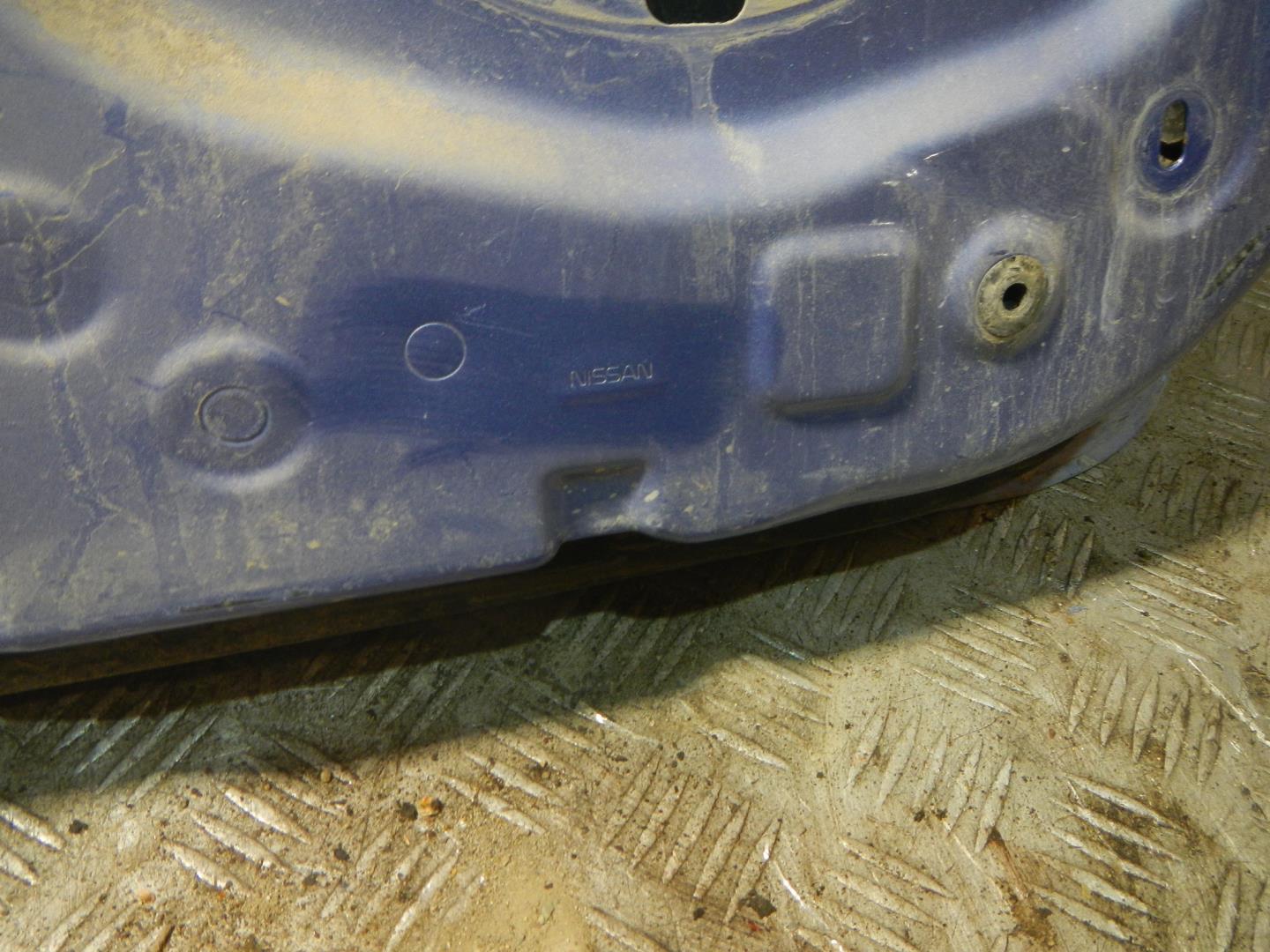 Дверь передняя левая