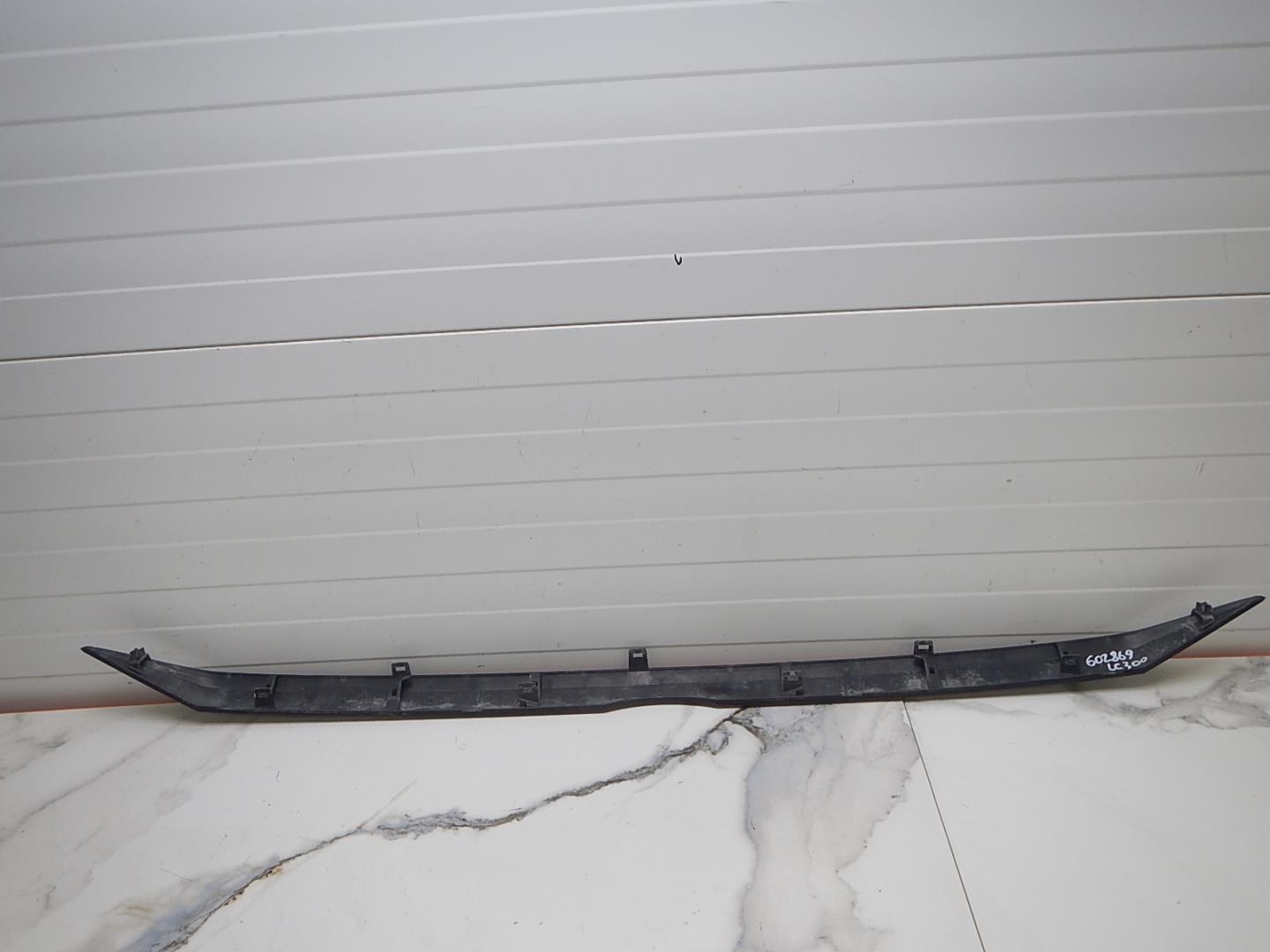 Накладка на решетку радиатора