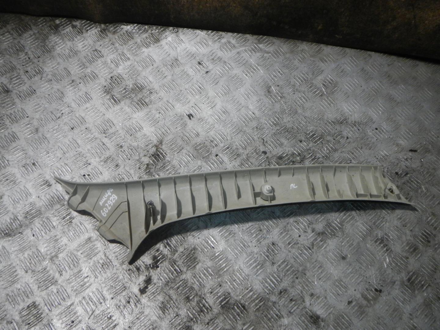 Обшивка стойки