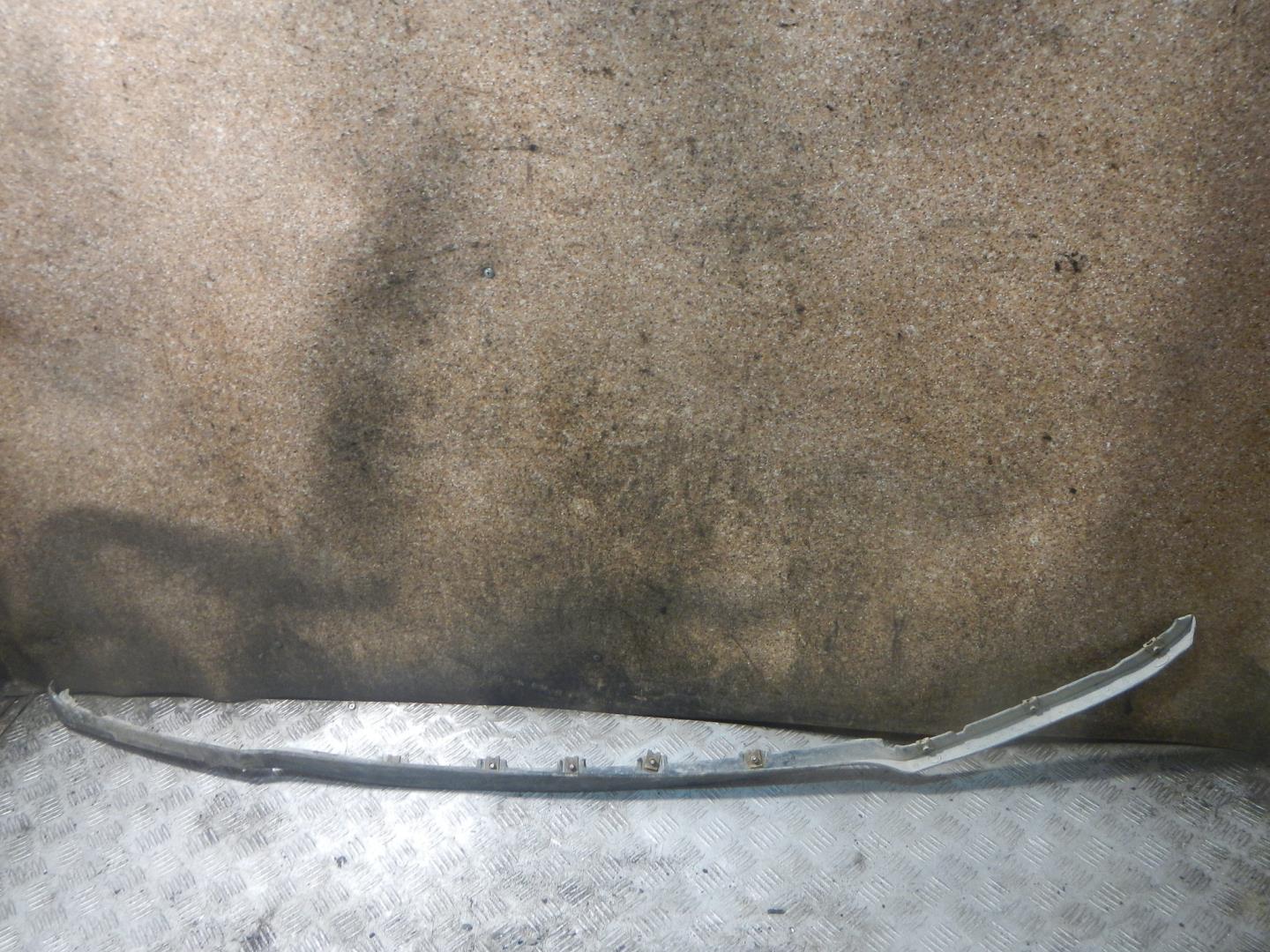 Спойлер переднего бампера