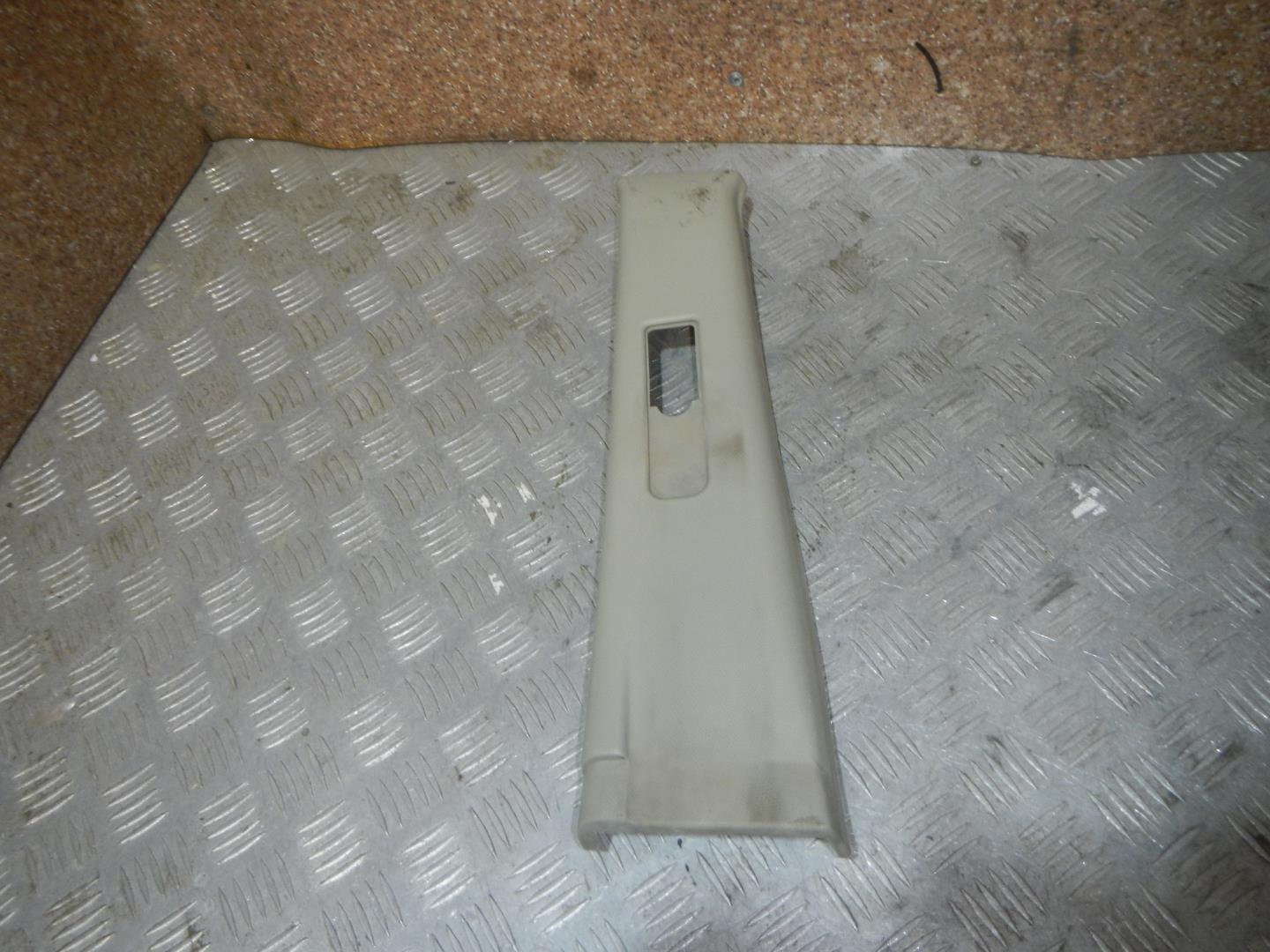 Обшивка стойки