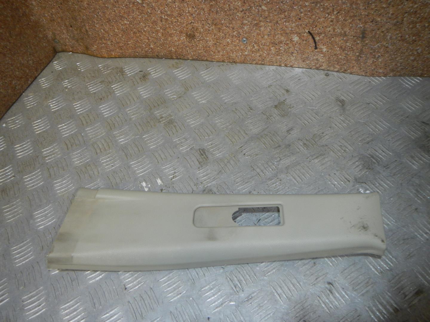 Обшивка стойки