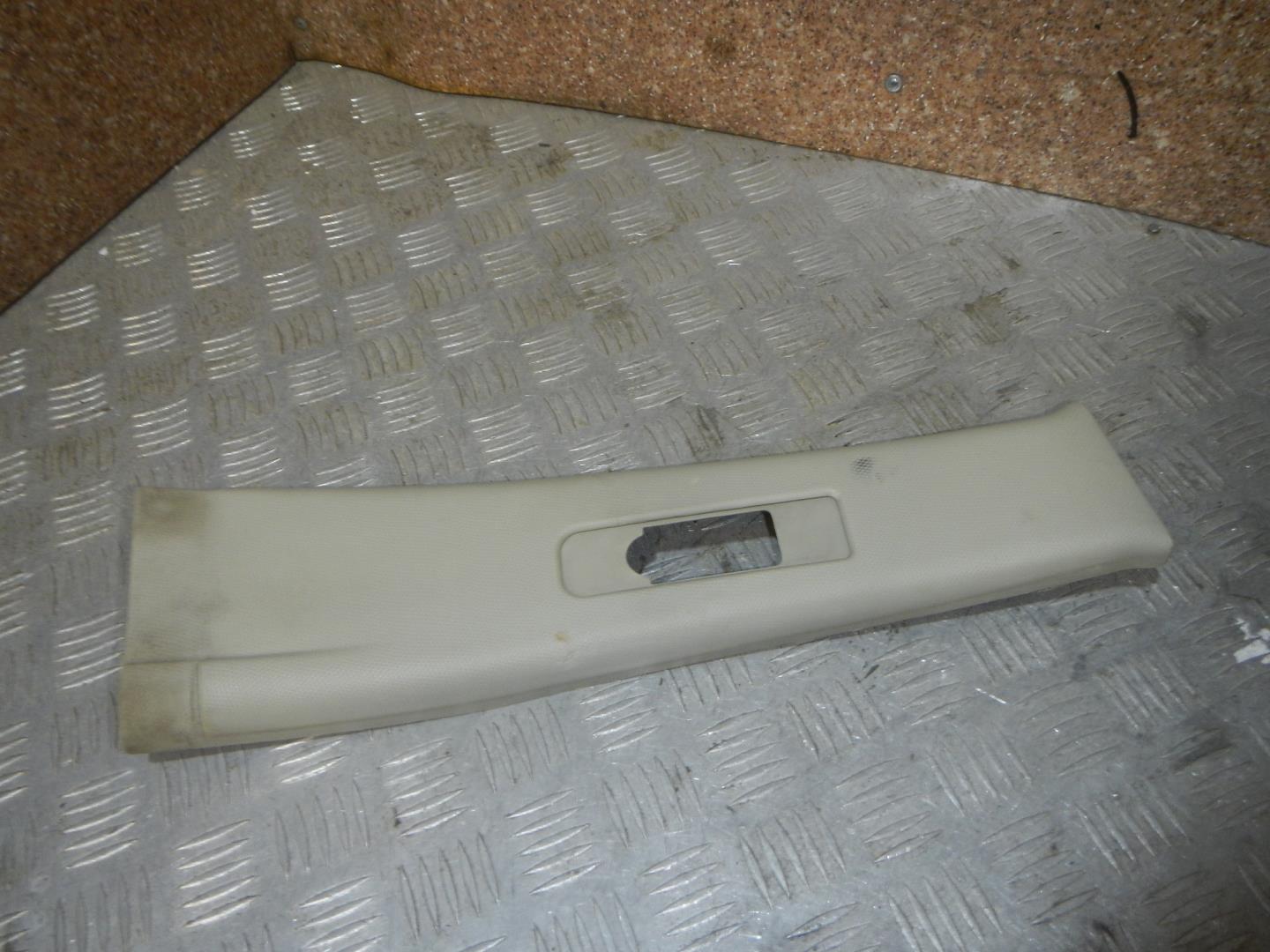 Обшивка стойки