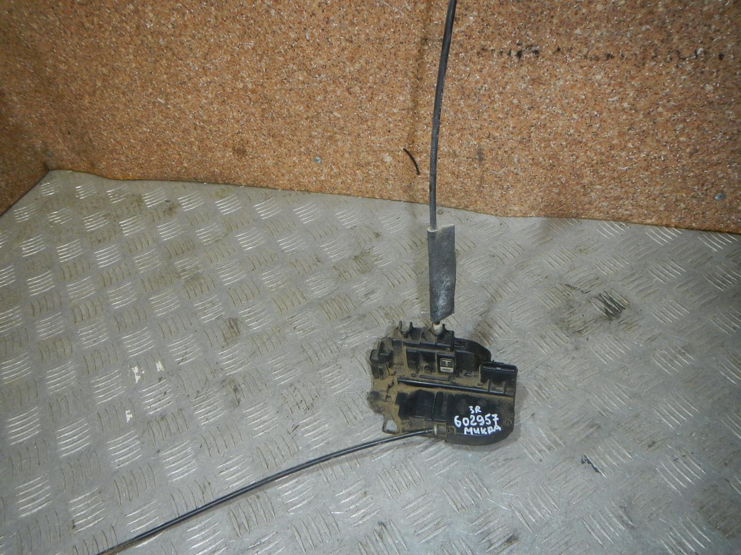 Замок двери задней правой