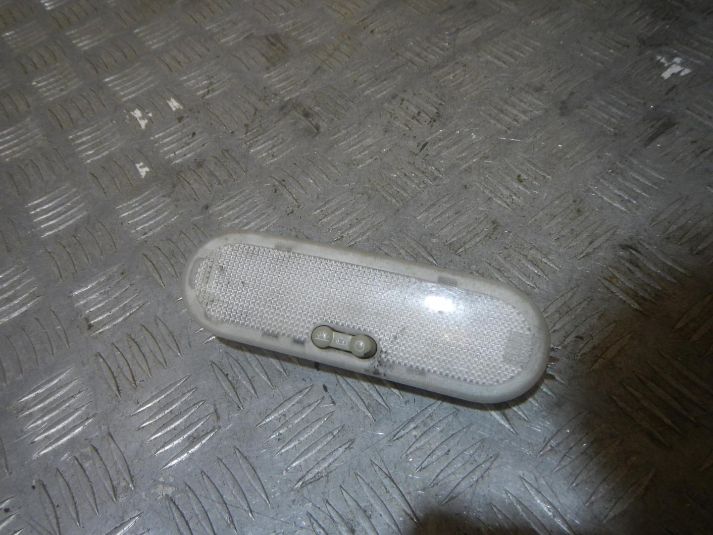 Плафон салонный