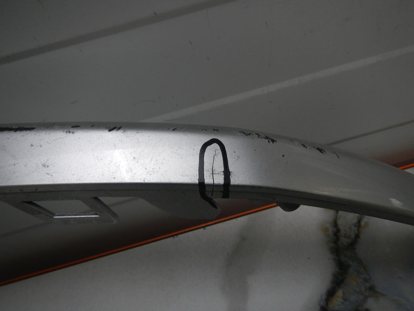 Накладка переднего бампера правая