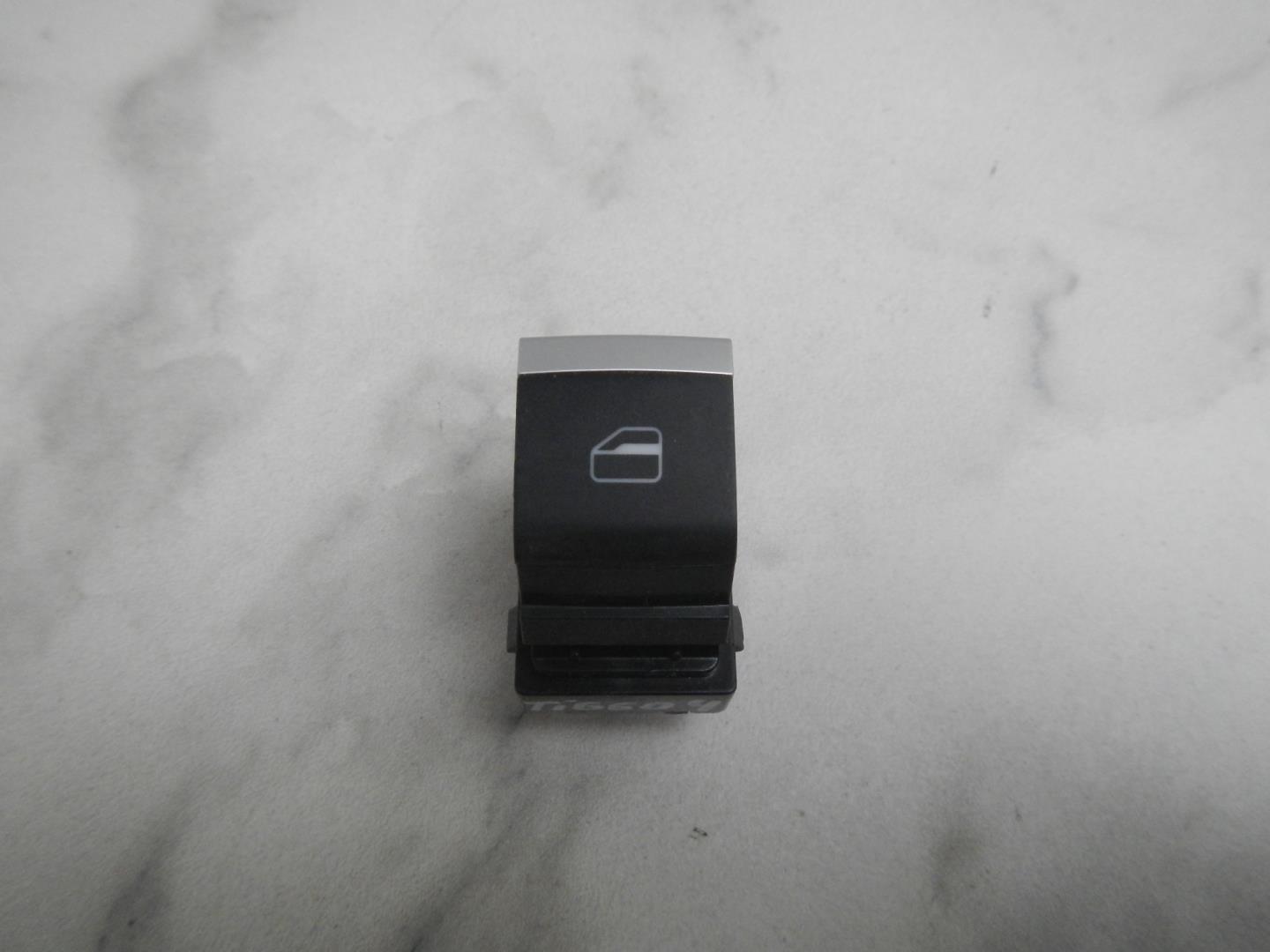 Кнопка стеклоподъемника