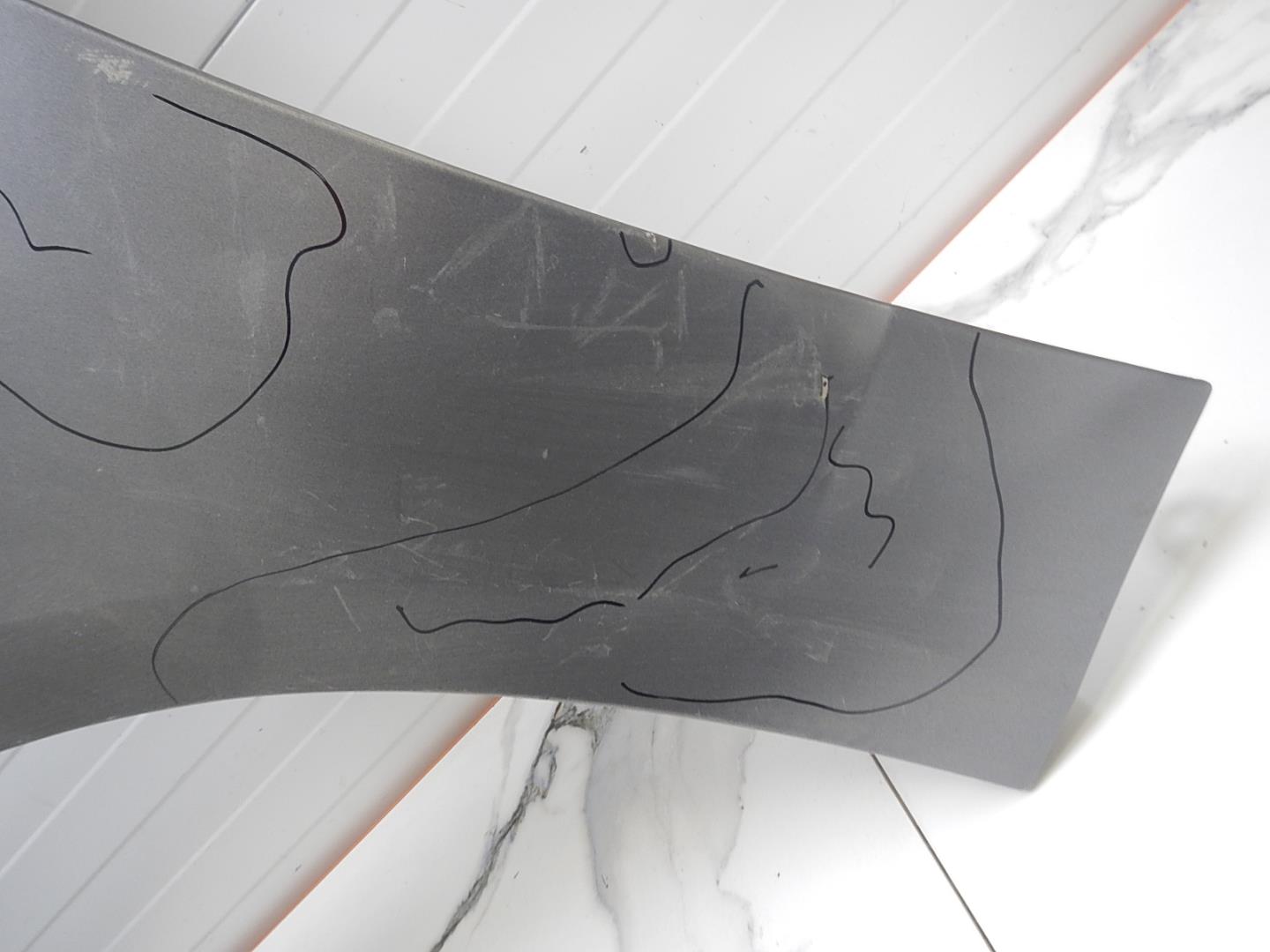 Крыло переднее левое