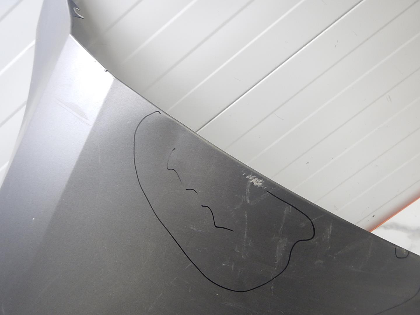 Крыло переднее левое