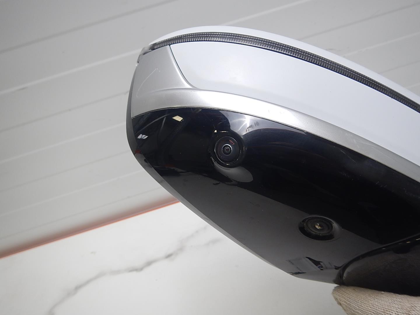 Зеркало правое электрическое