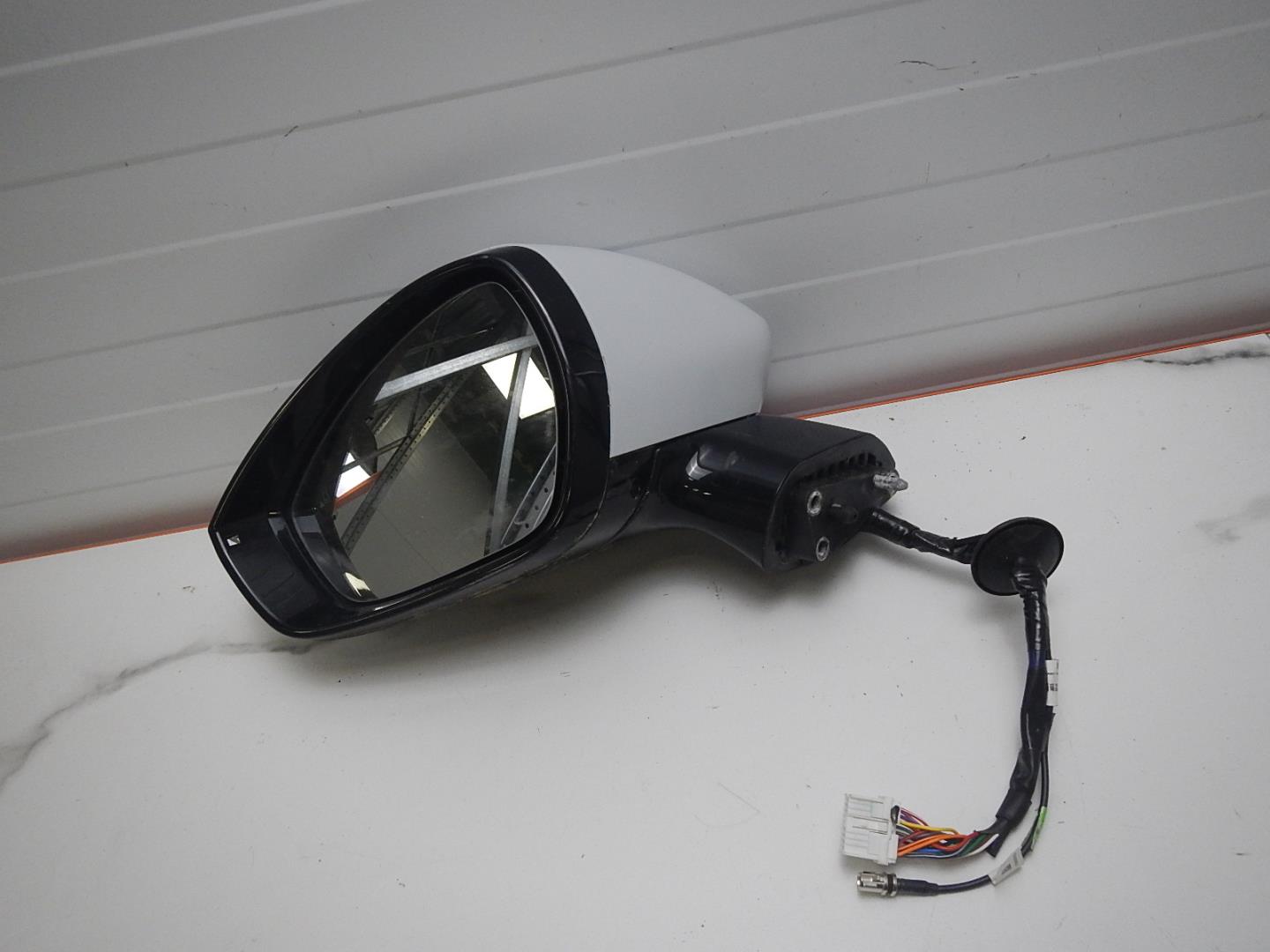 Зеркало левое электрическое