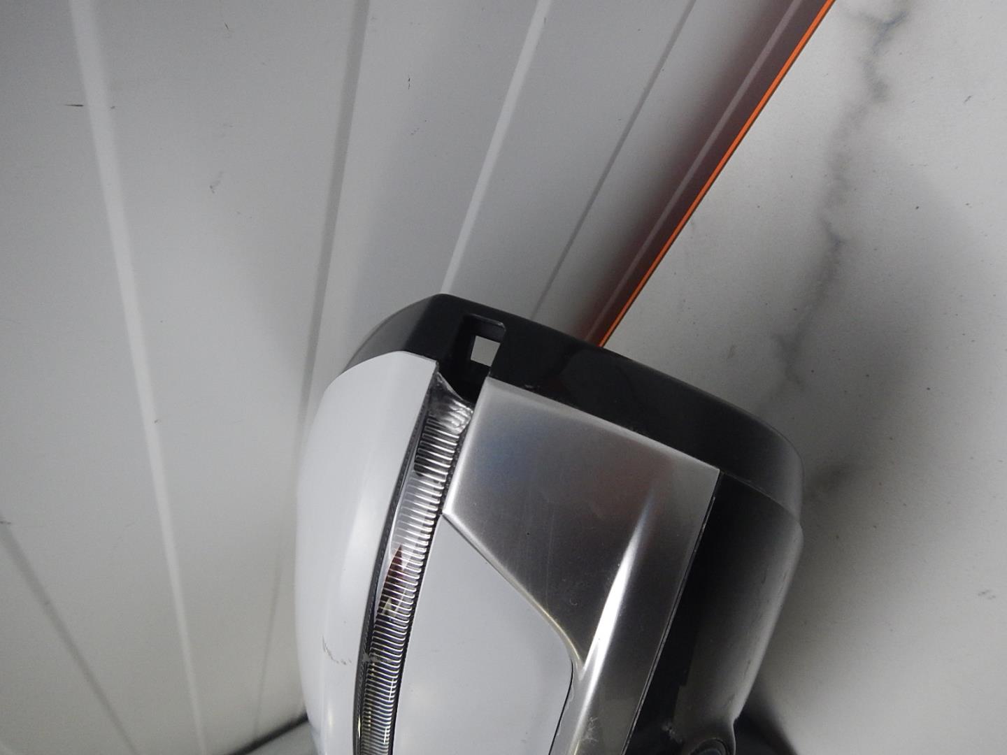 Зеркало левое электрическое