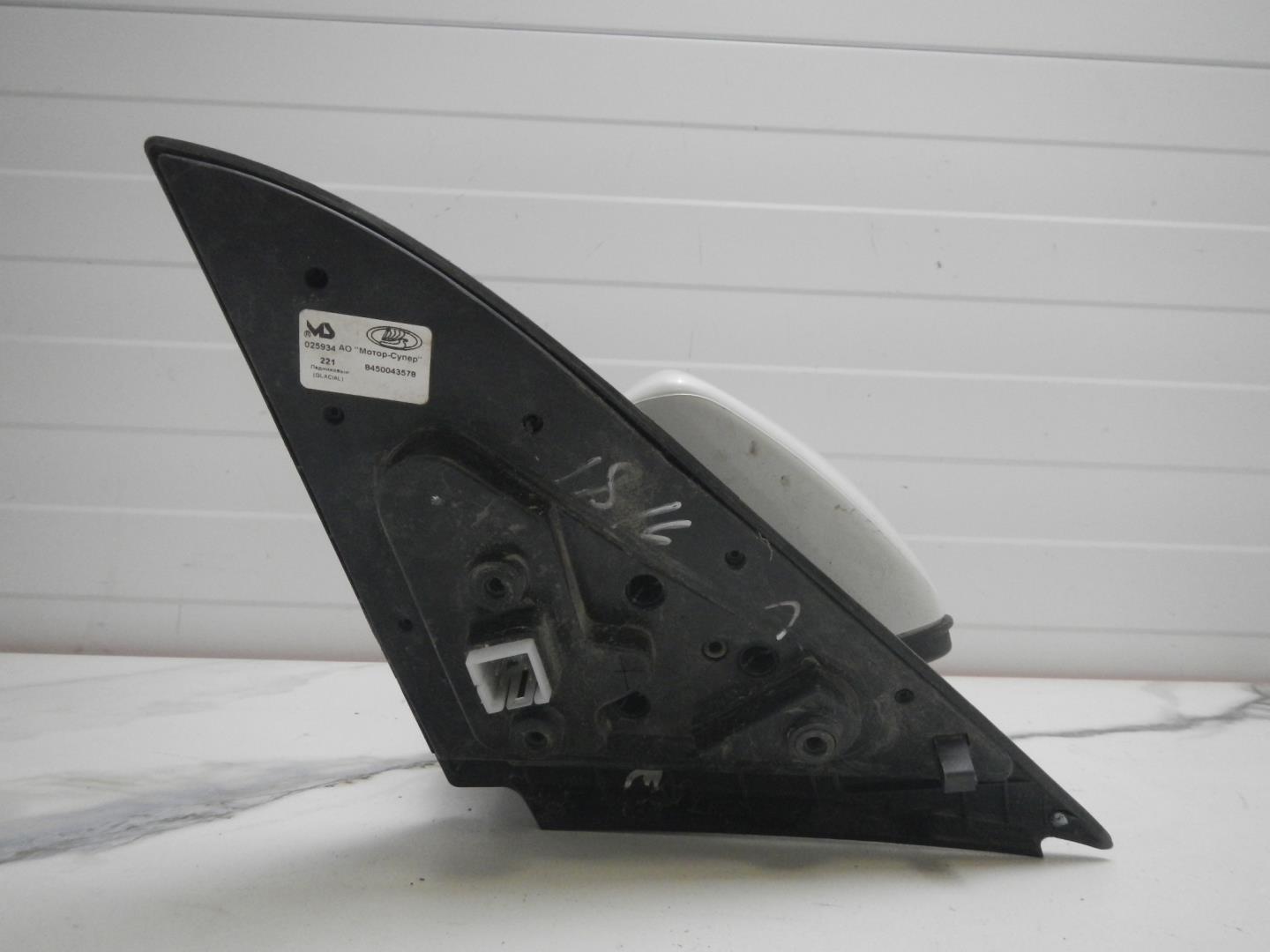 Зеркало правое электрическое