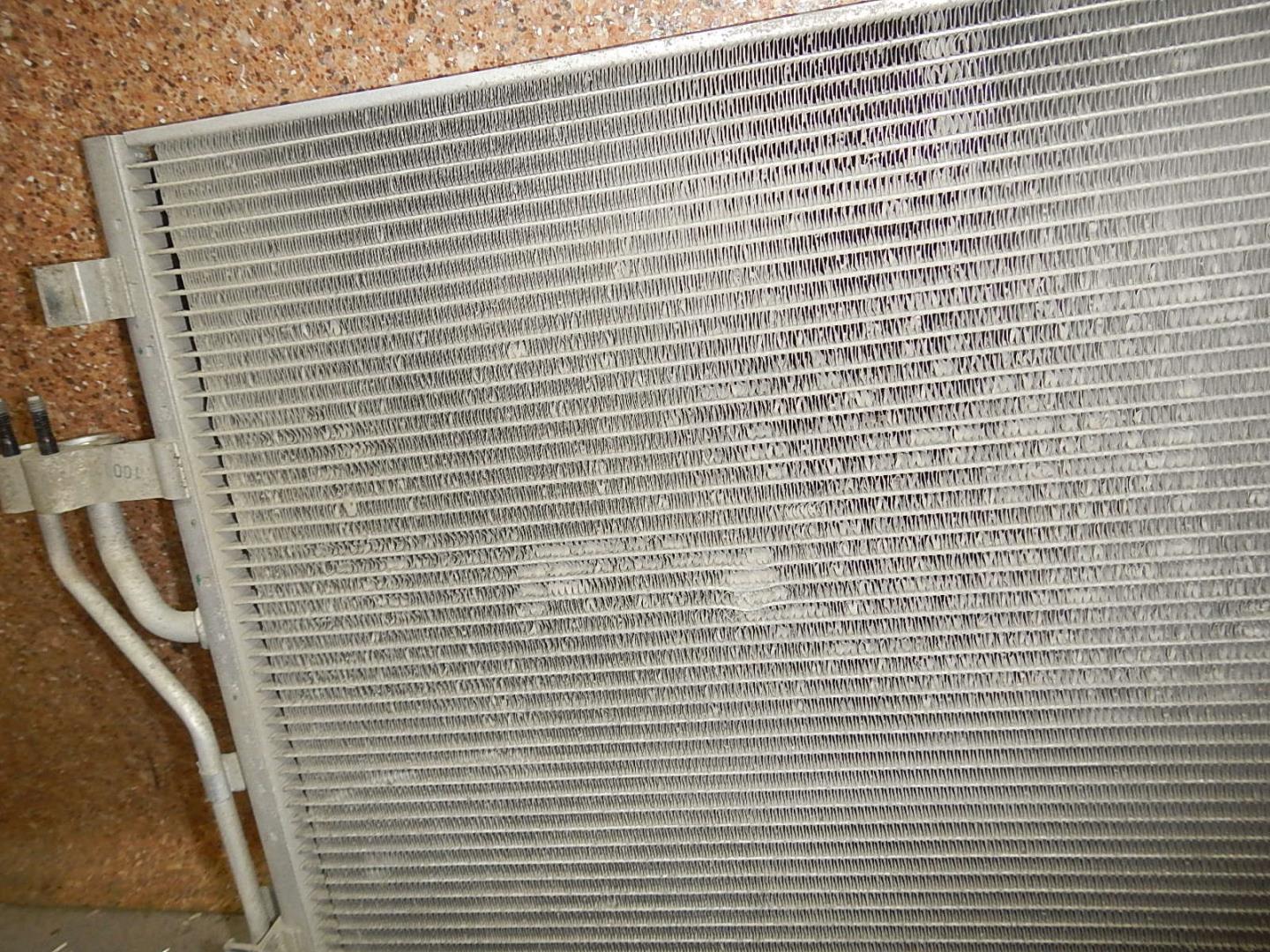 Радиатор кондиционера / конденсер