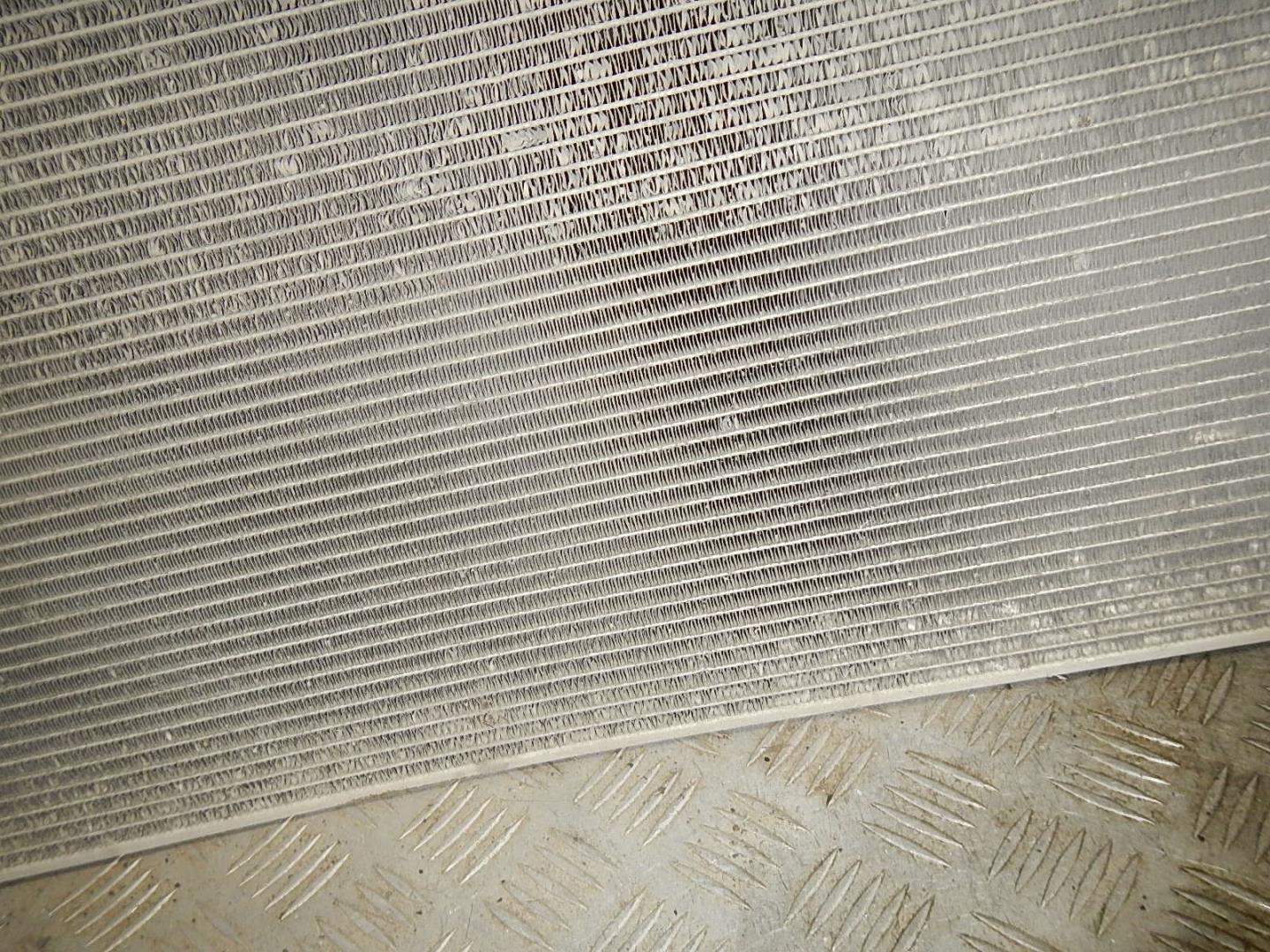 Радиатор кондиционера / конденсер