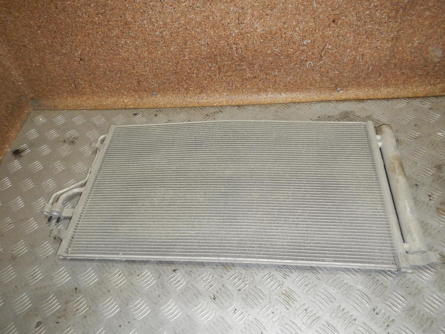 Радиатор кондиционера / конденсер