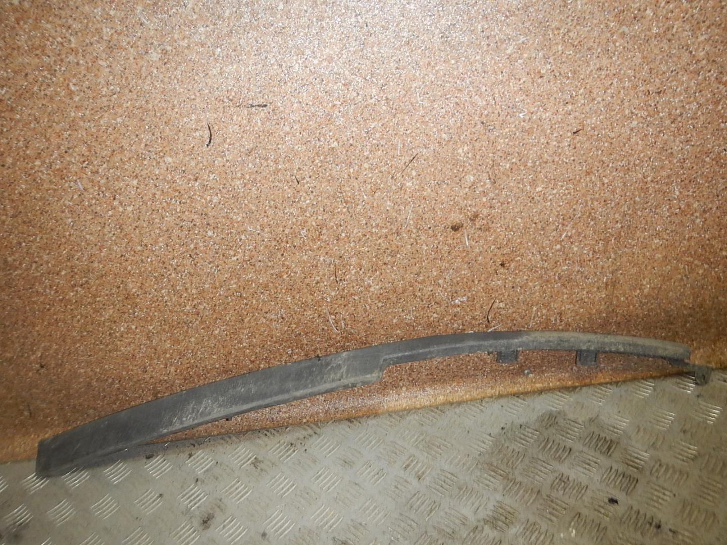 Спойлер переднего бампера