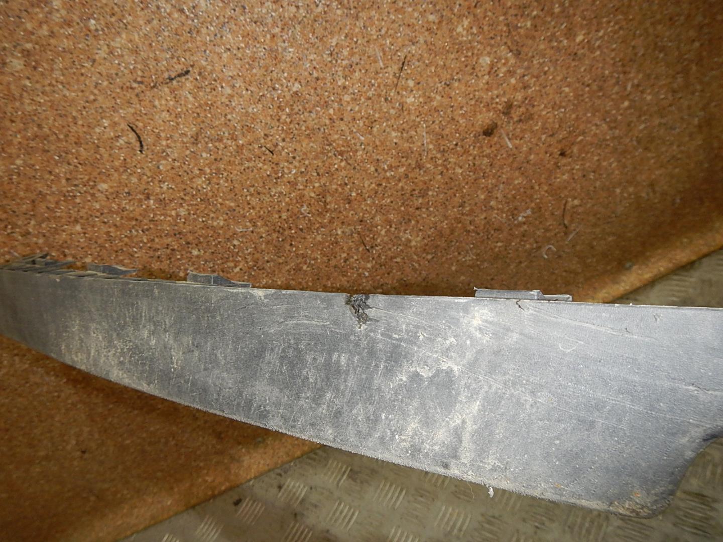 Спойлер переднего бампера