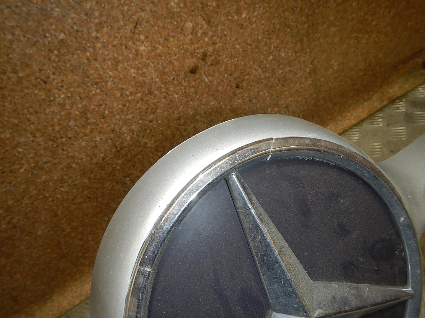 Накладка на решетку радиатора