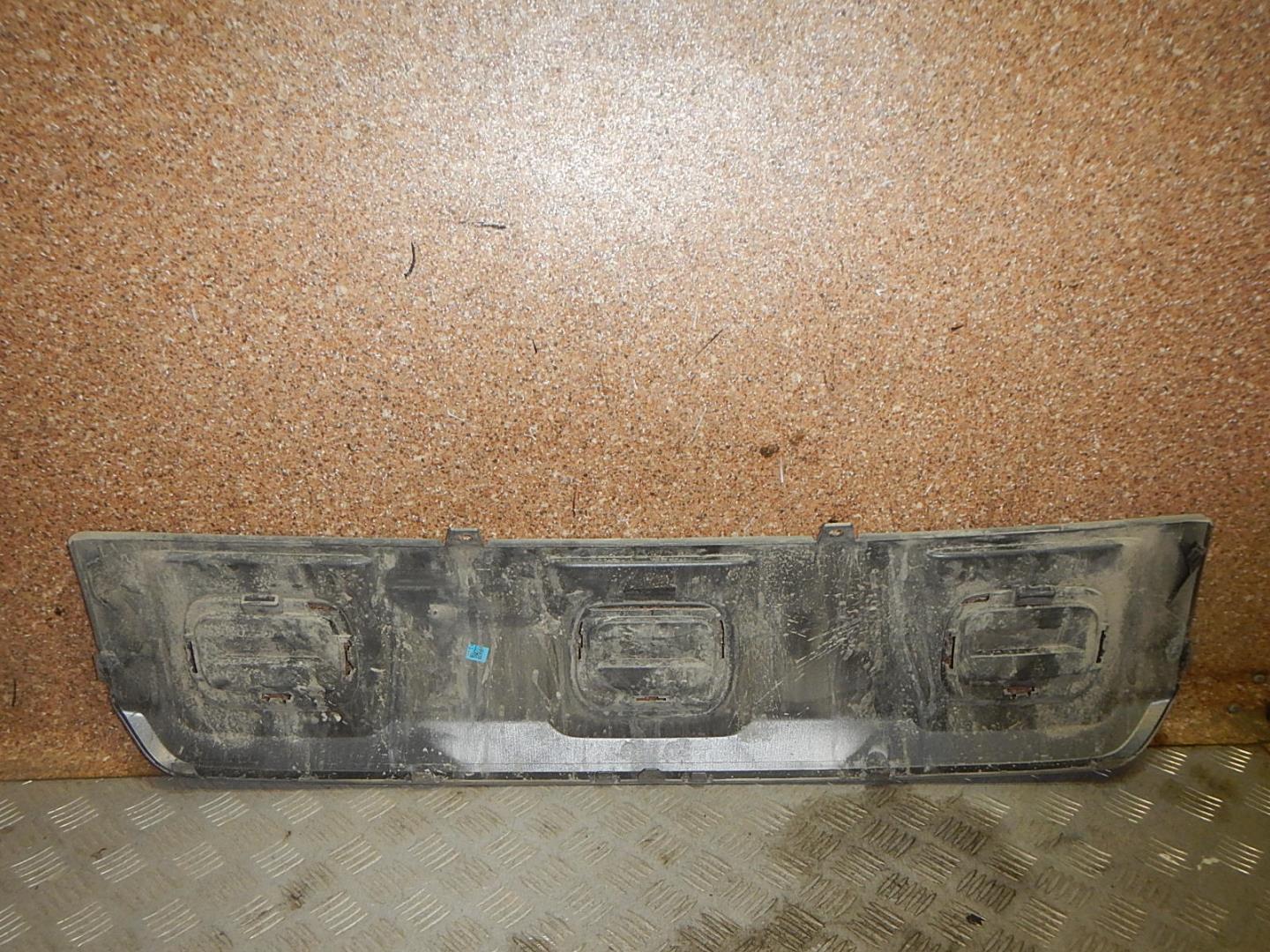 Накладка заднего бампера