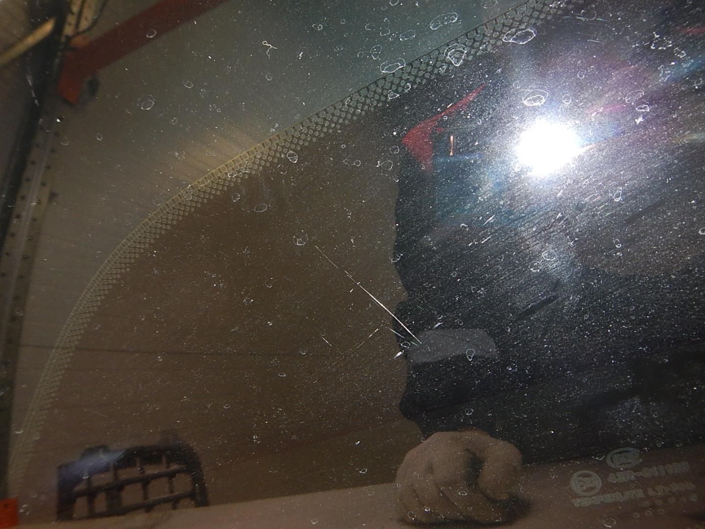 Стекло кузовное глухое правое