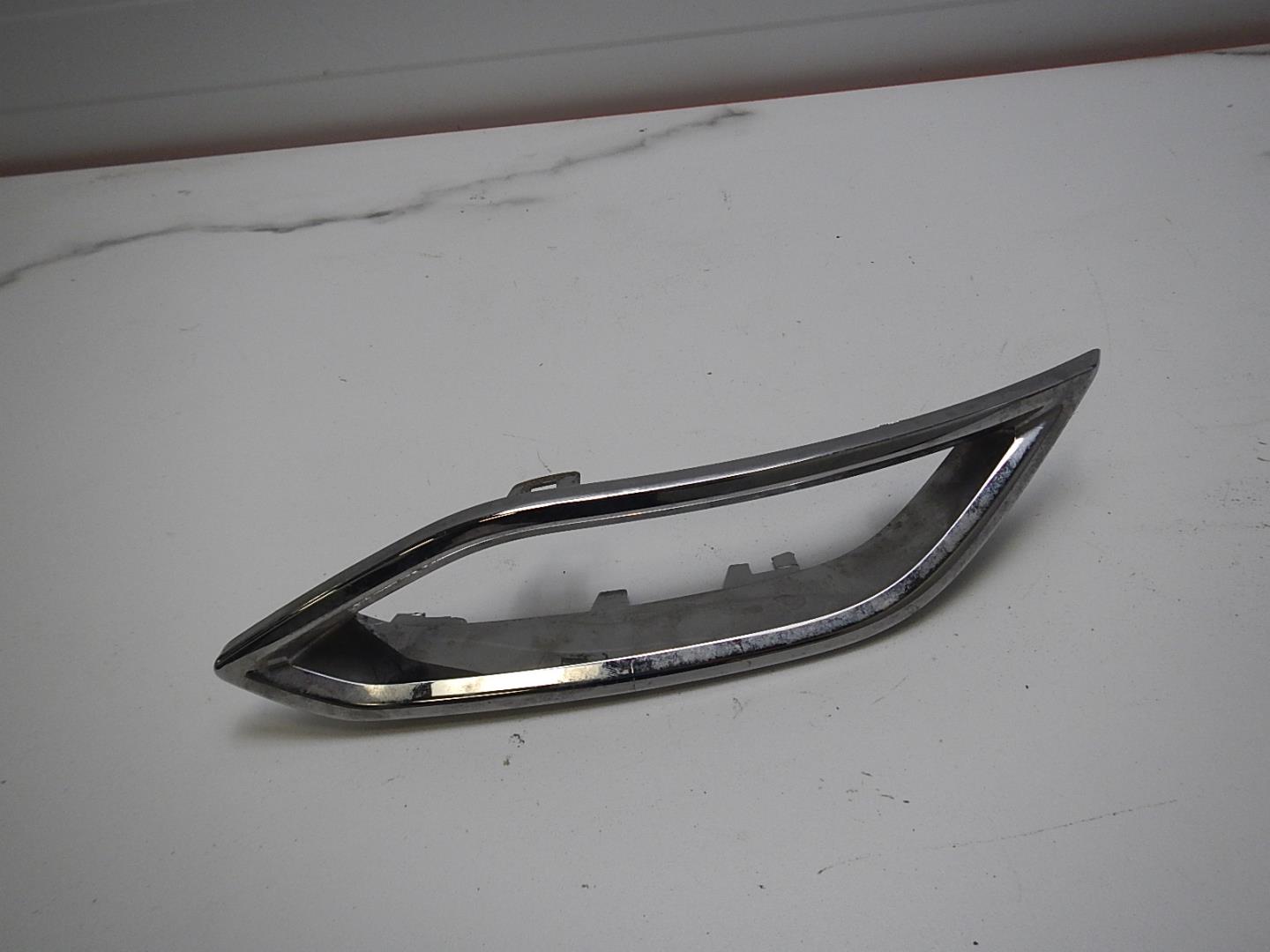 Накладка заднего бампера левая