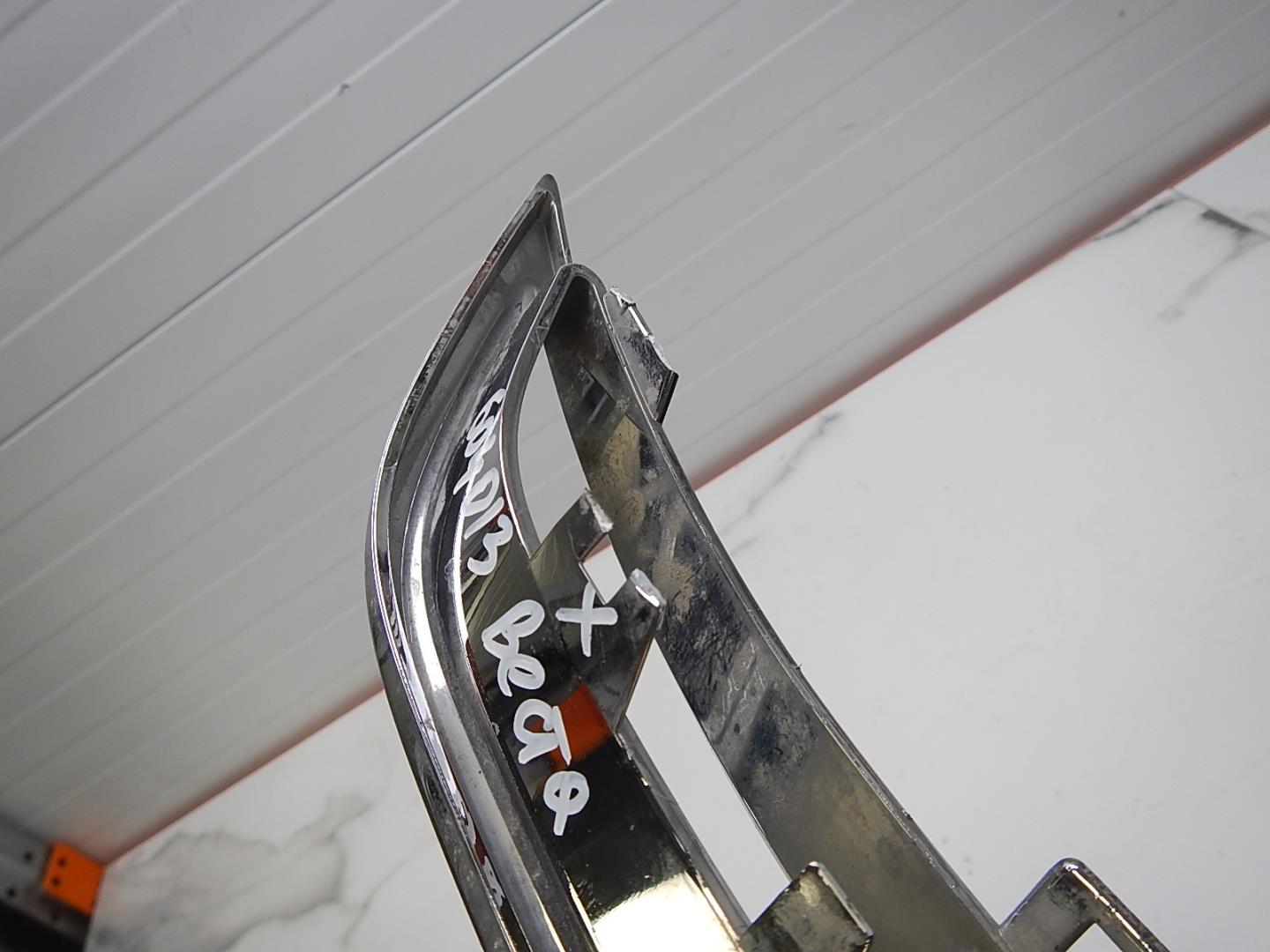 Накладка заднего бампера левая