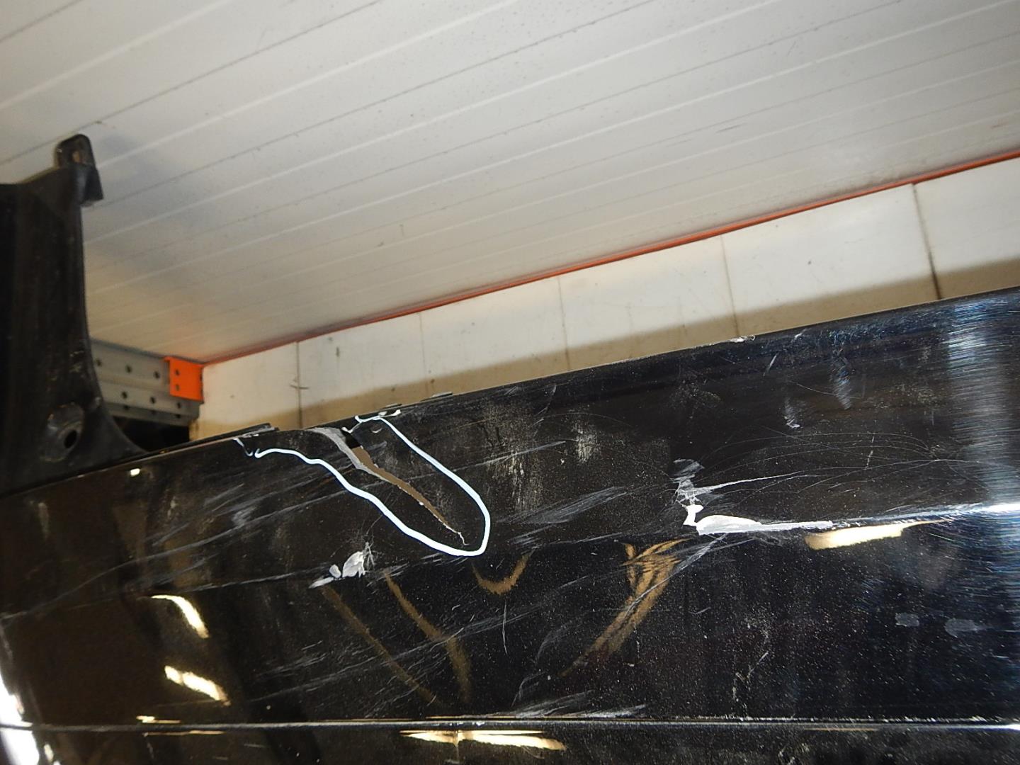 Бампер задний