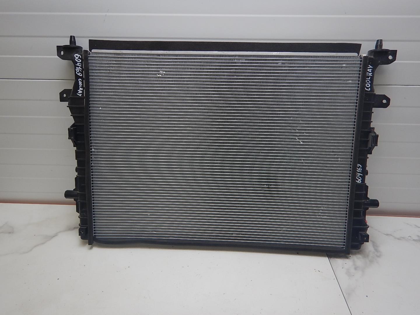 Радиатор охлаждения двигателя основной