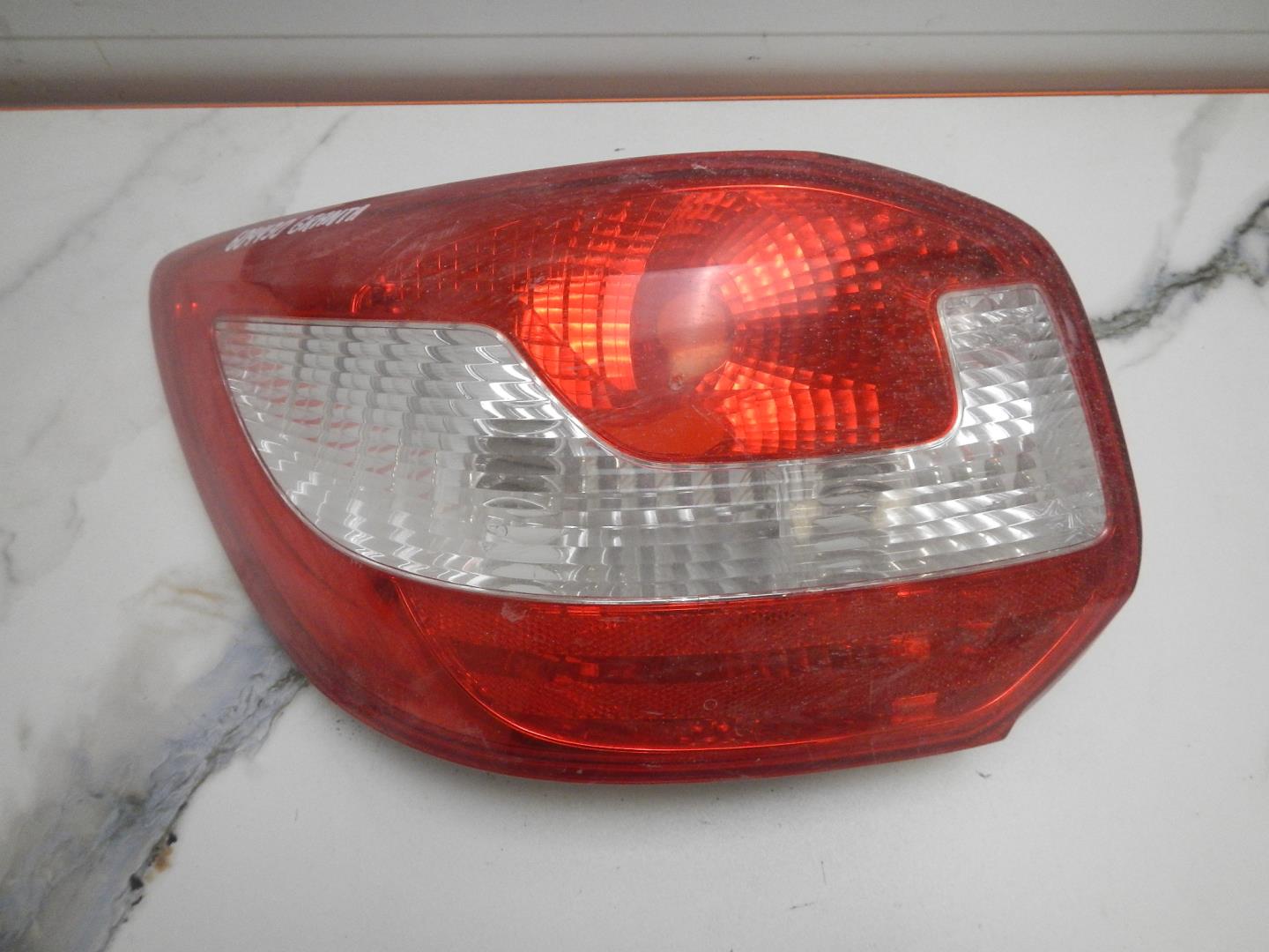 Фонарь задний левый