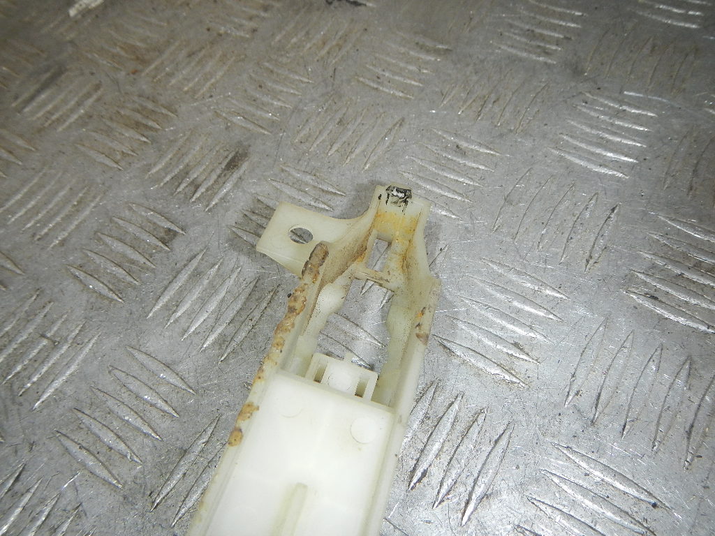 Кронштейн ручки