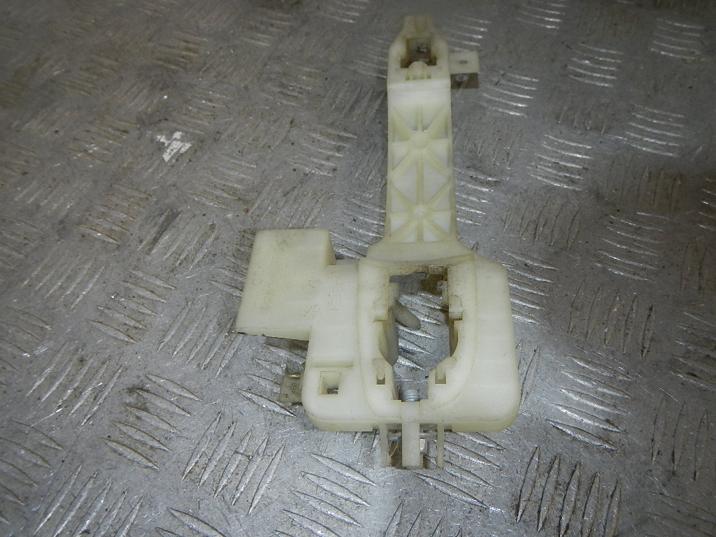 Кронштейн ручки