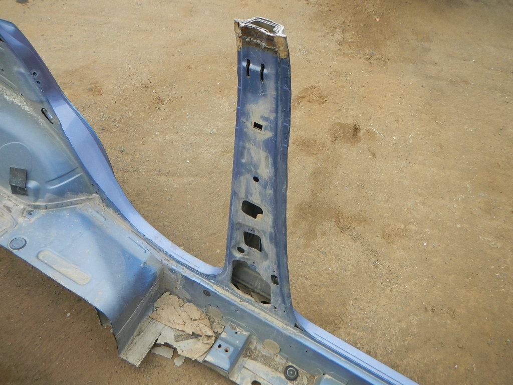 Кузовной элемент