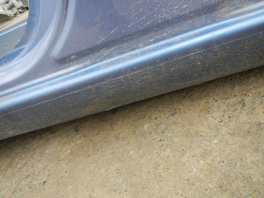 Кузовной элемент