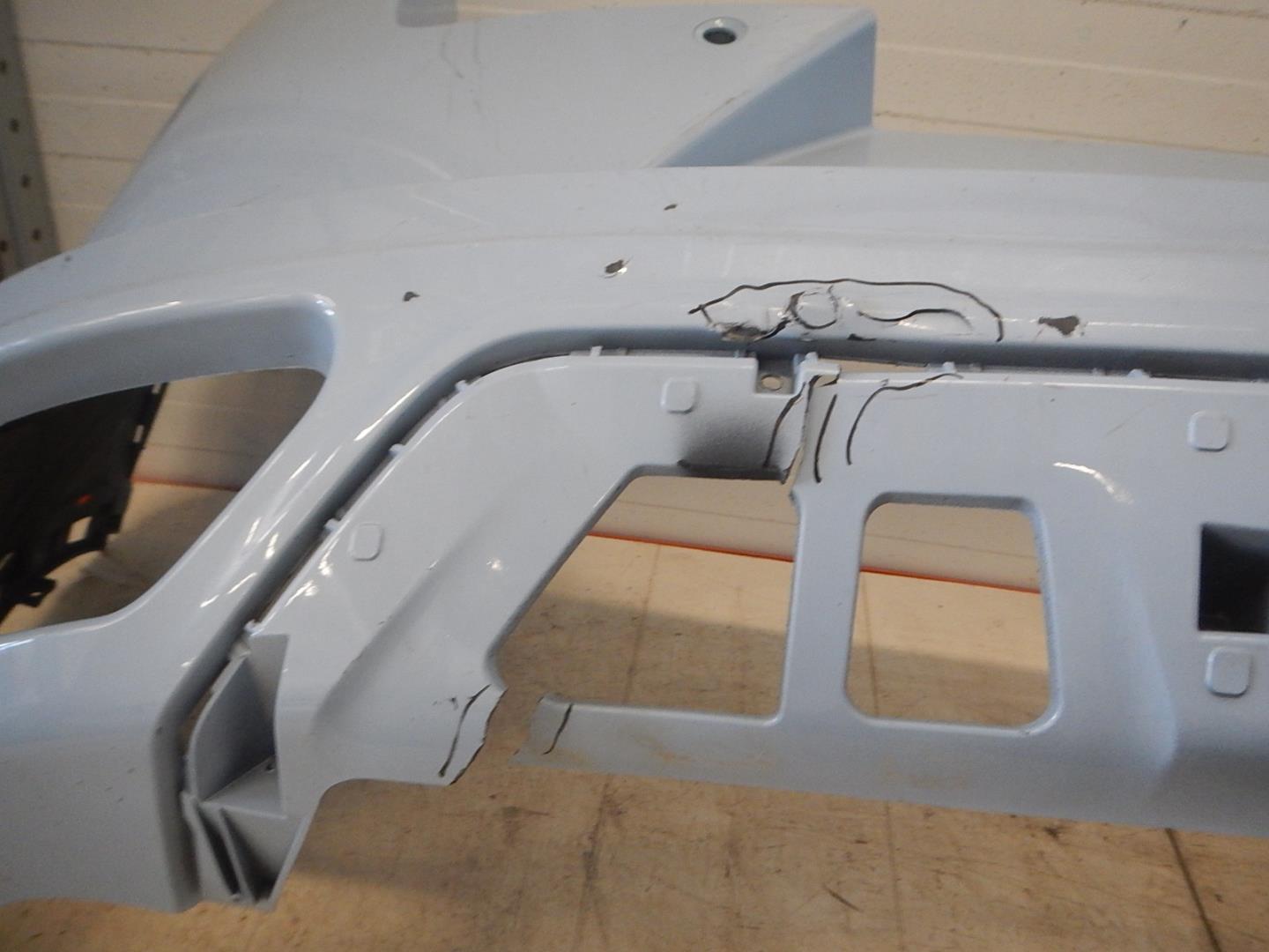 Бампер задний