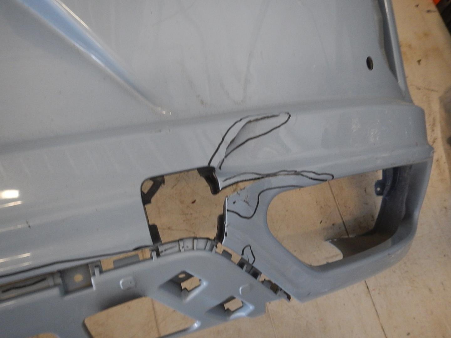 Бампер задний