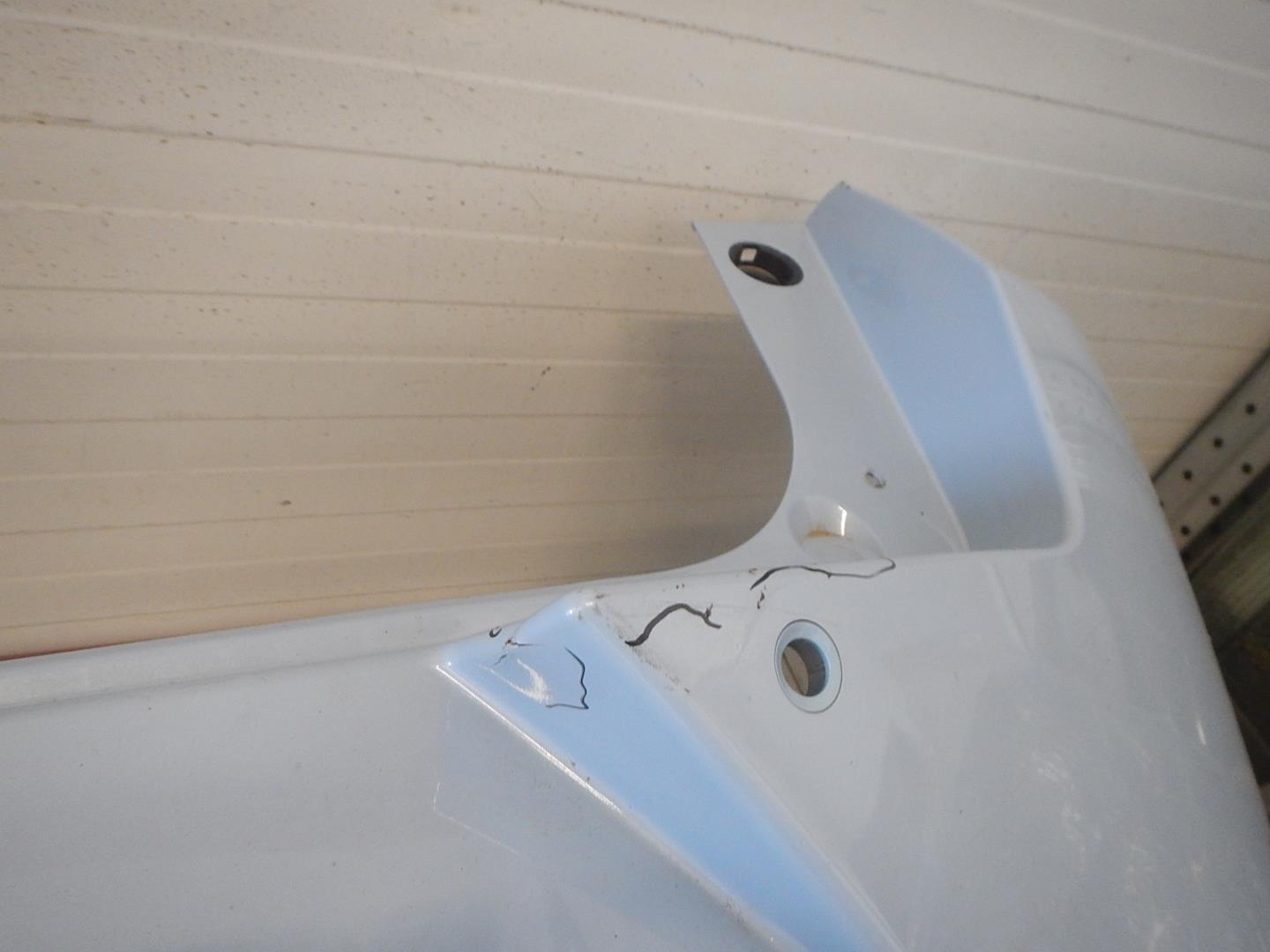 Бампер задний