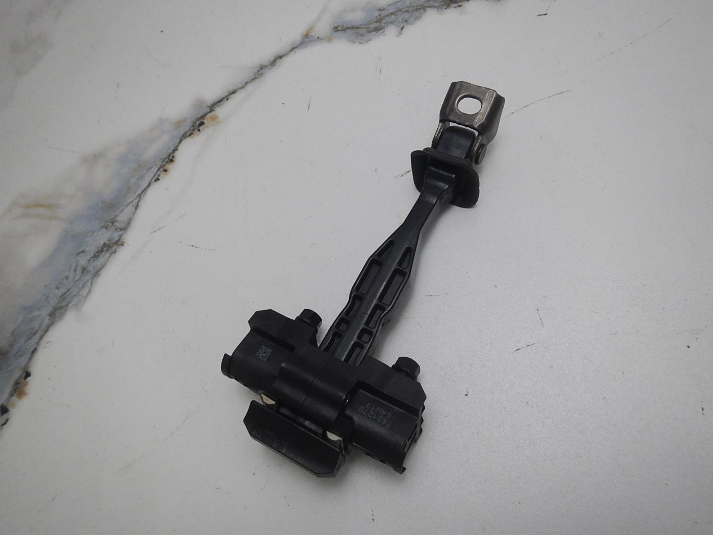 Ограничитель двери