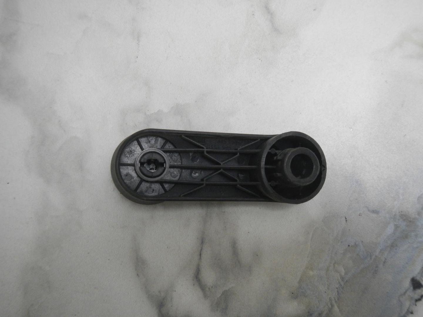 Ручка стеклоподъемника