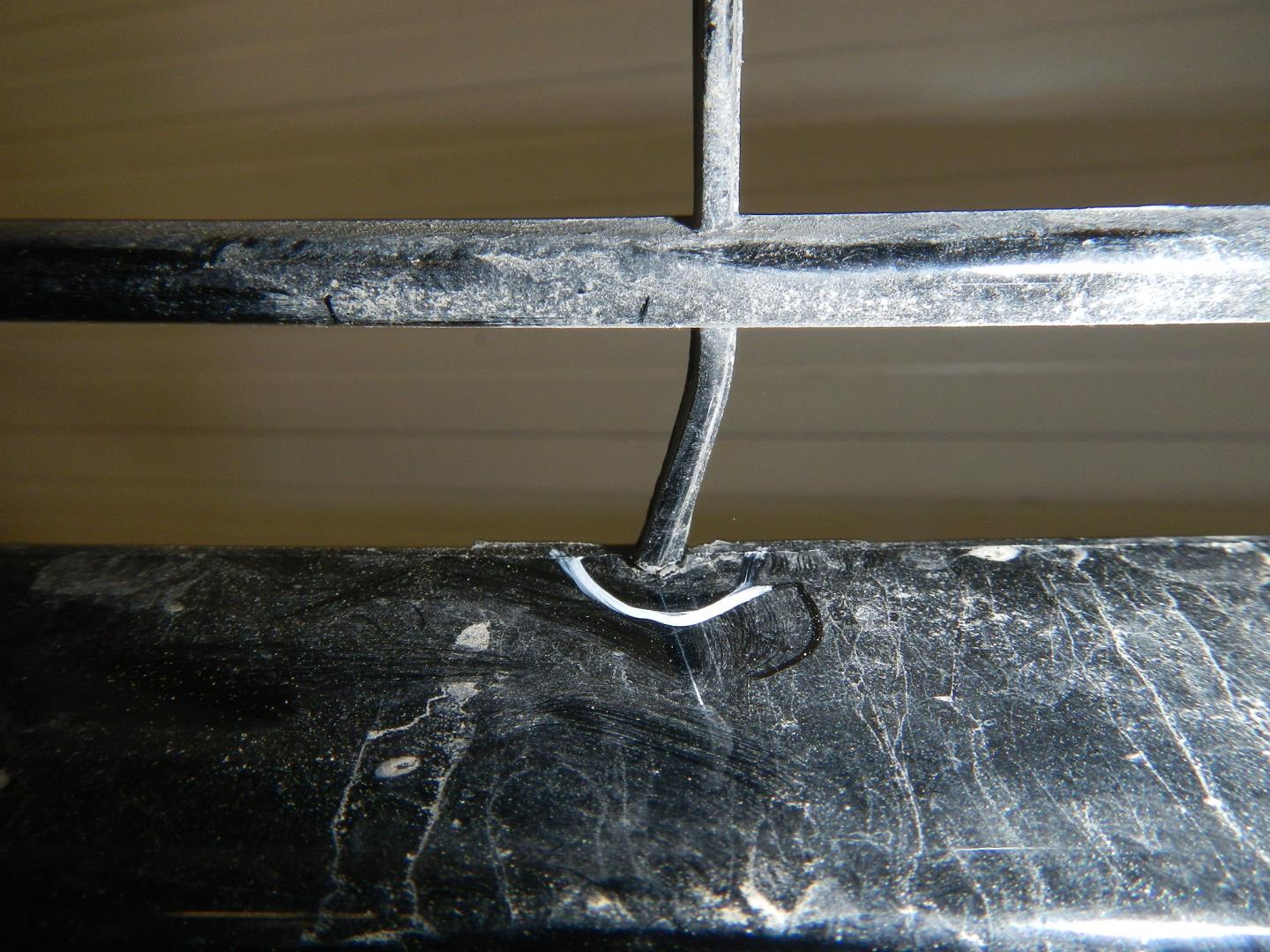 Решетка в бампер центральная