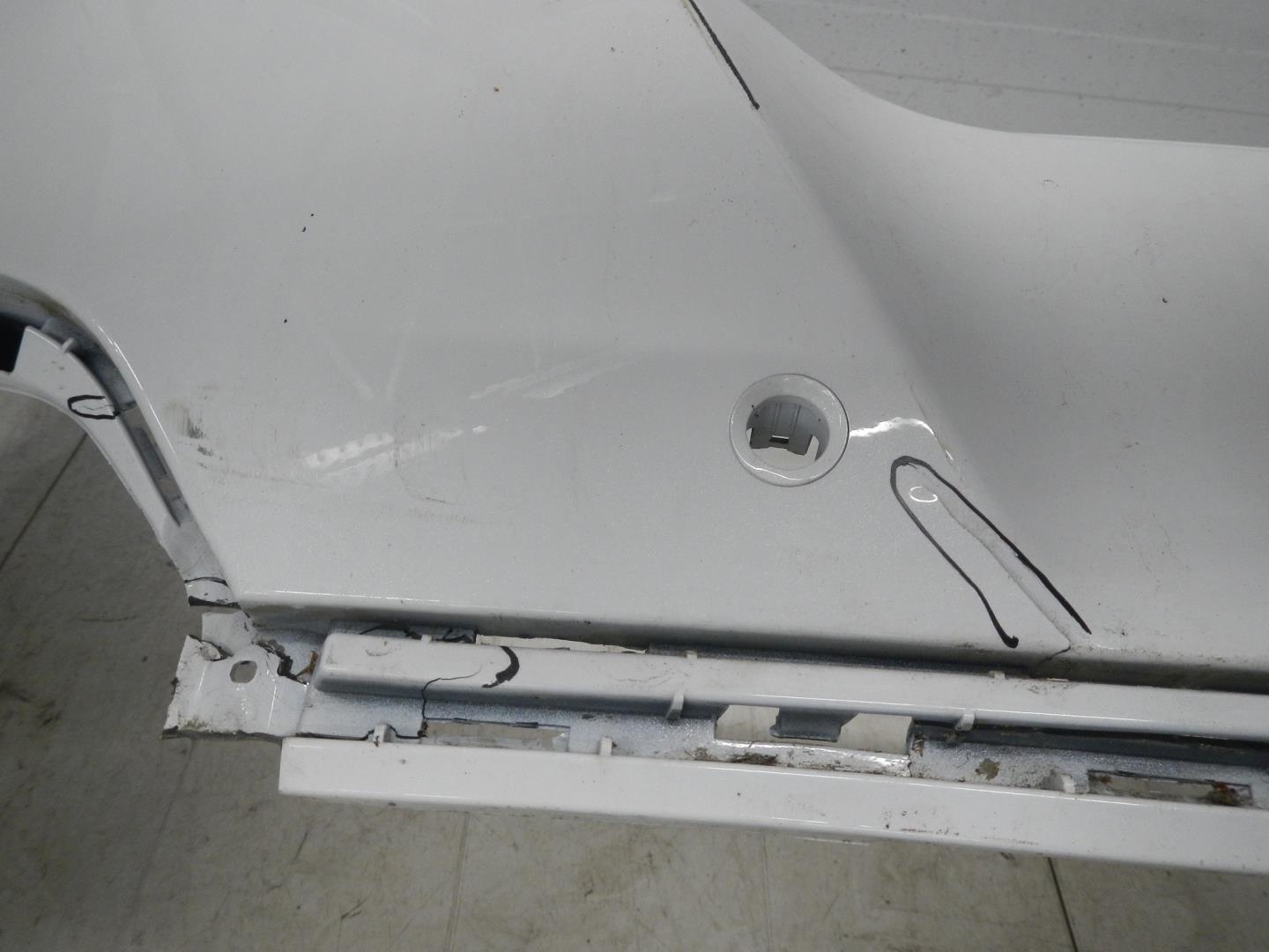 Бампер задний