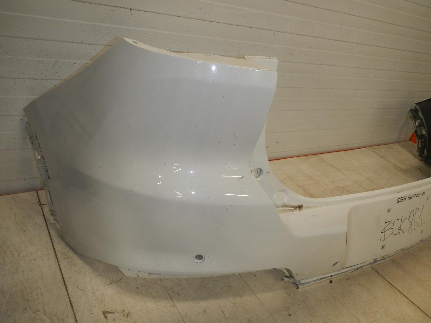 Бампер задний