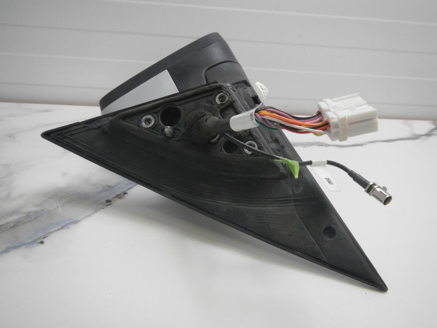 Зеркало правое электрическое