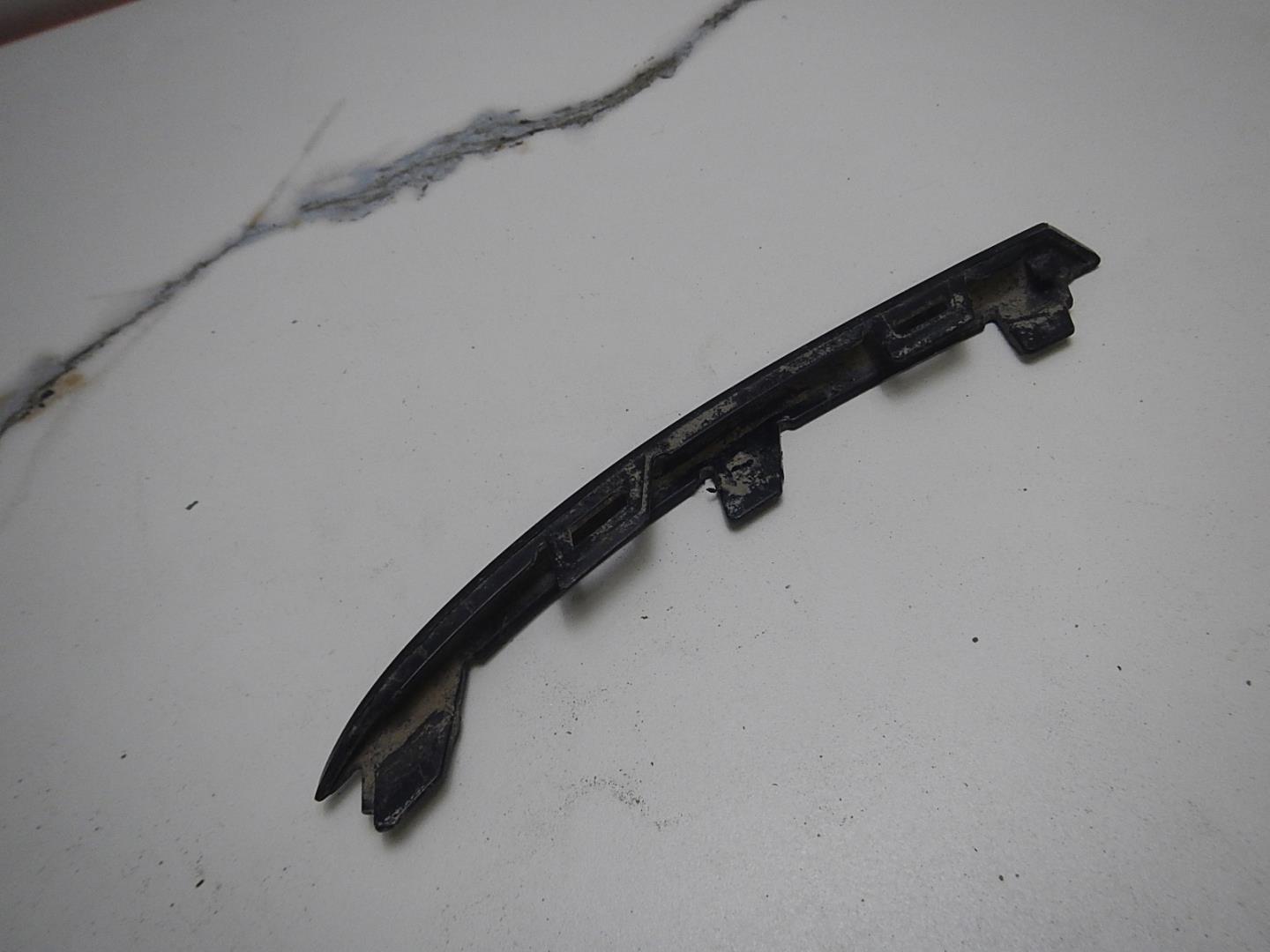 Молдинг заднего бампера