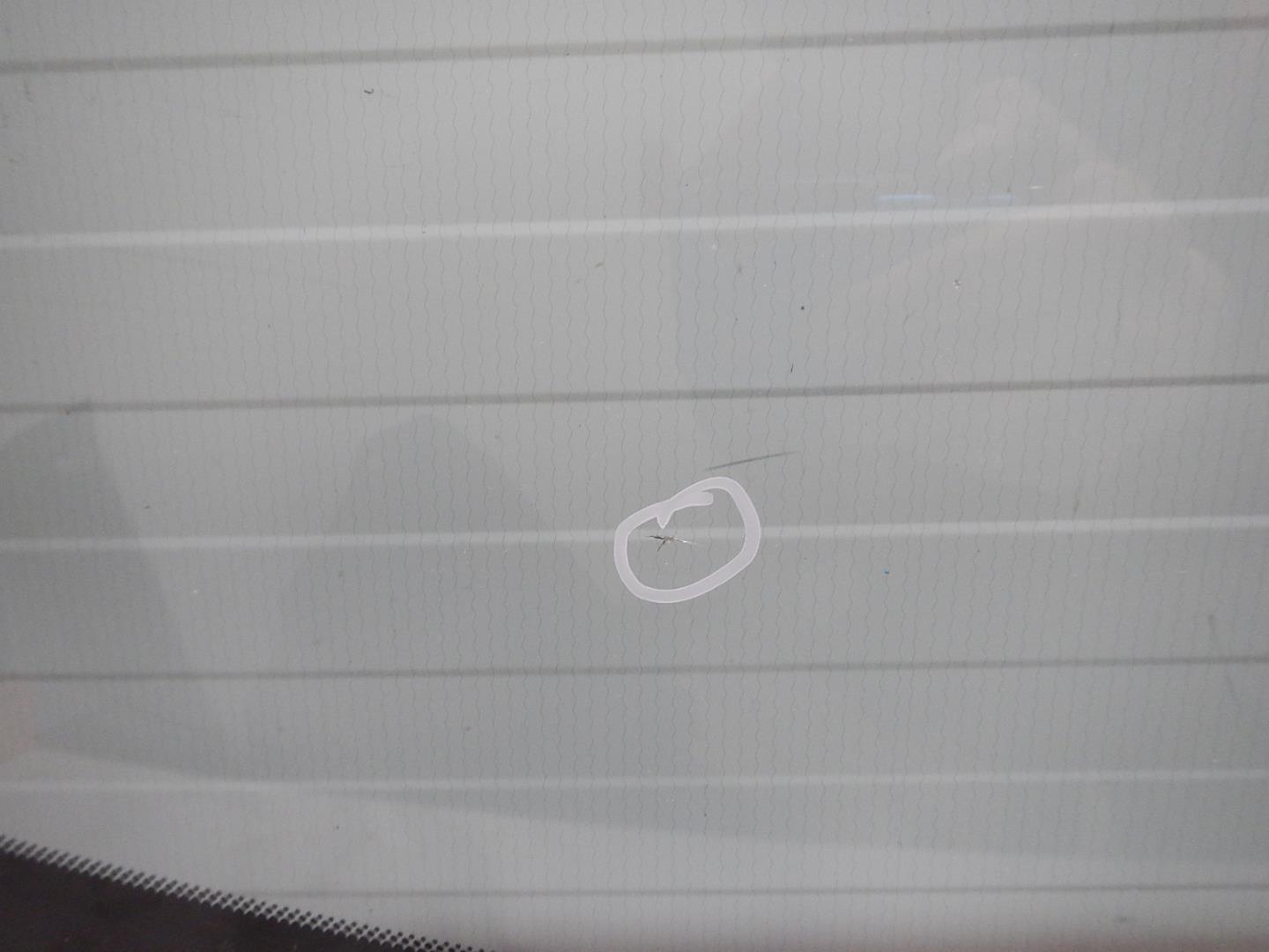 Стекло лобовое (ветровое)