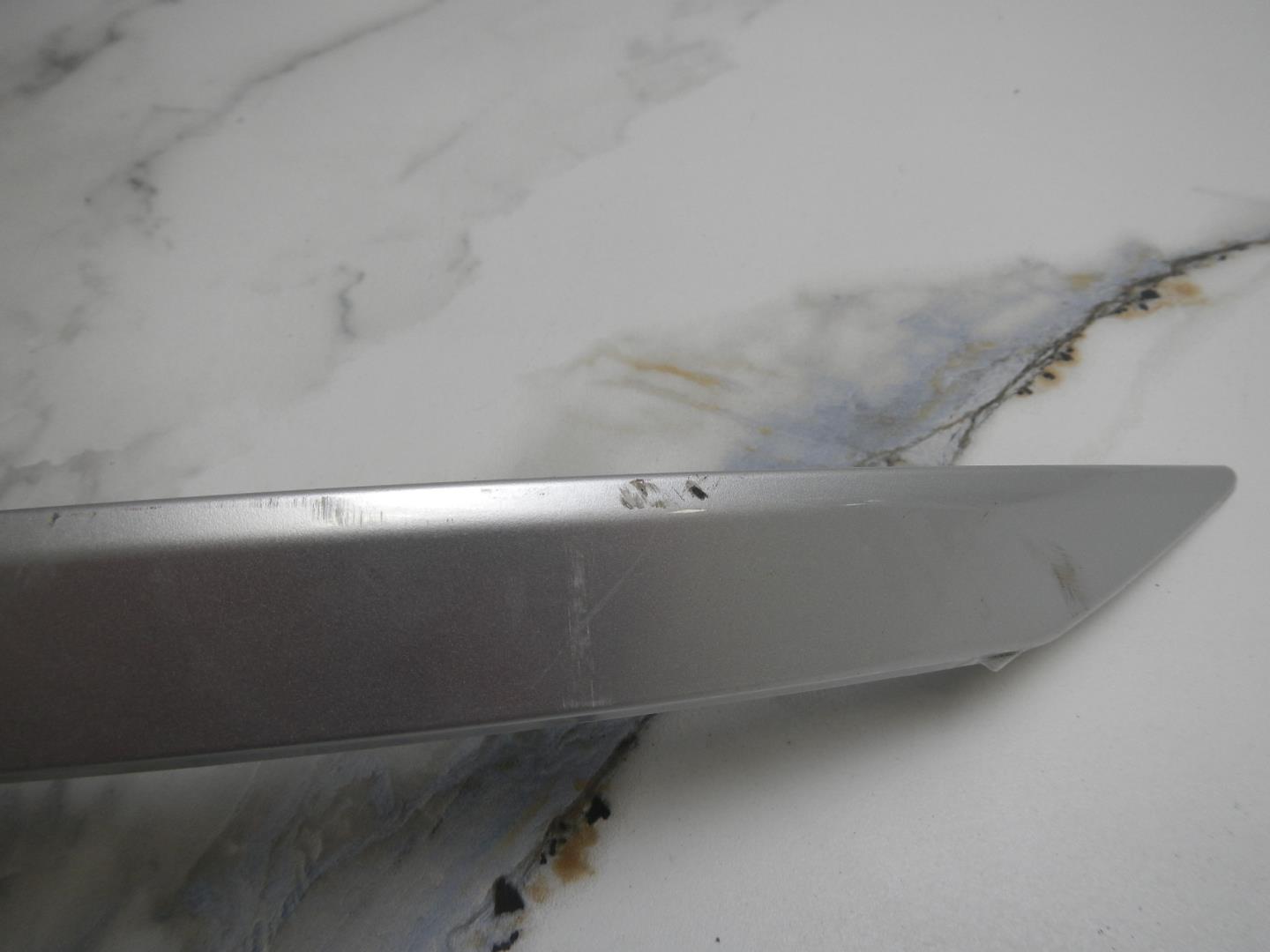 Молдинг заднего бампера