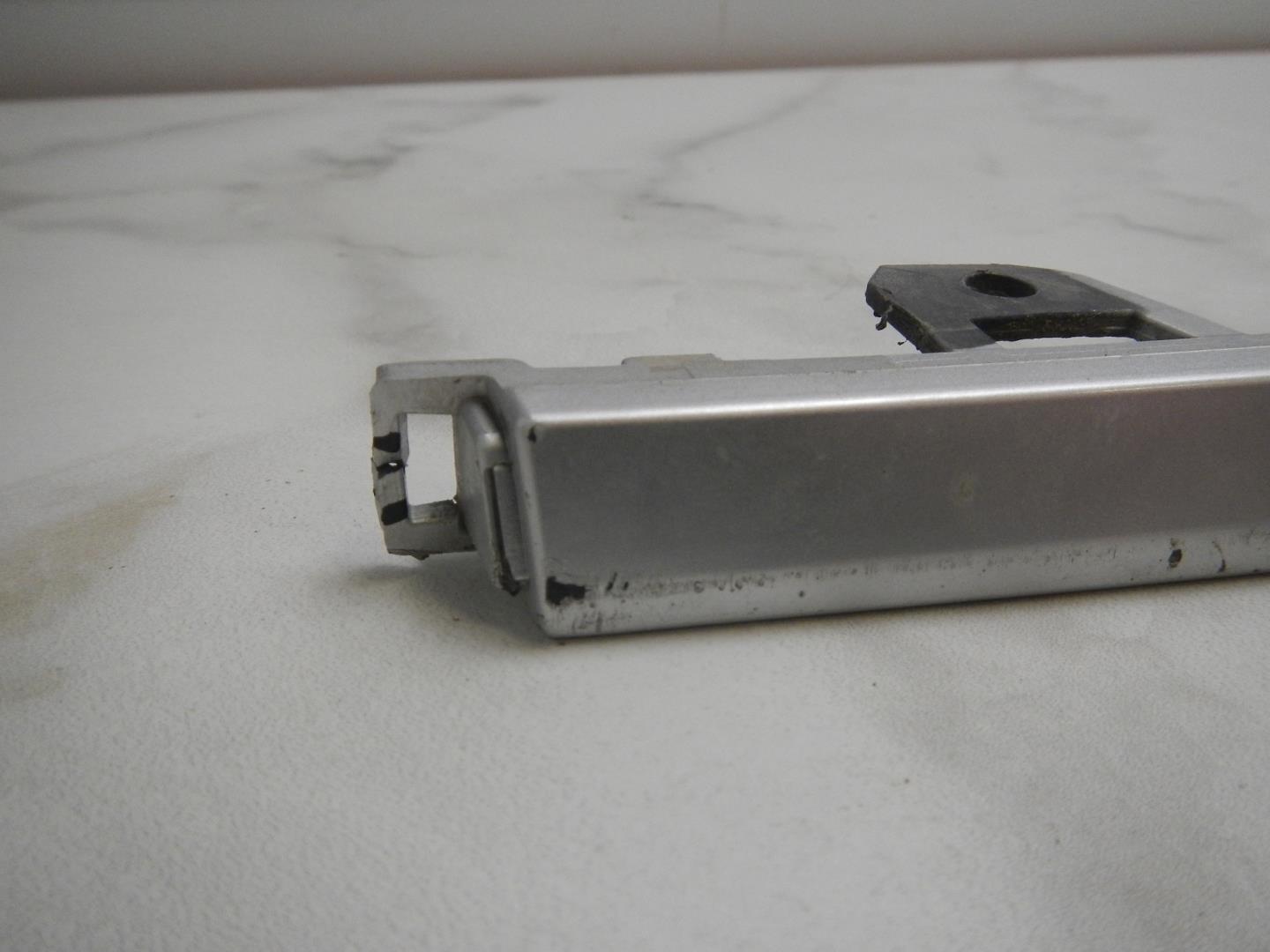 Молдинг заднего бампера