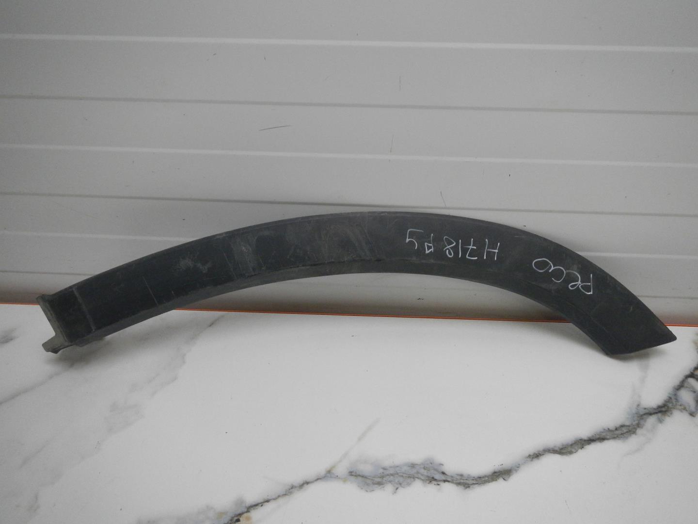 Накладка двери задней левой