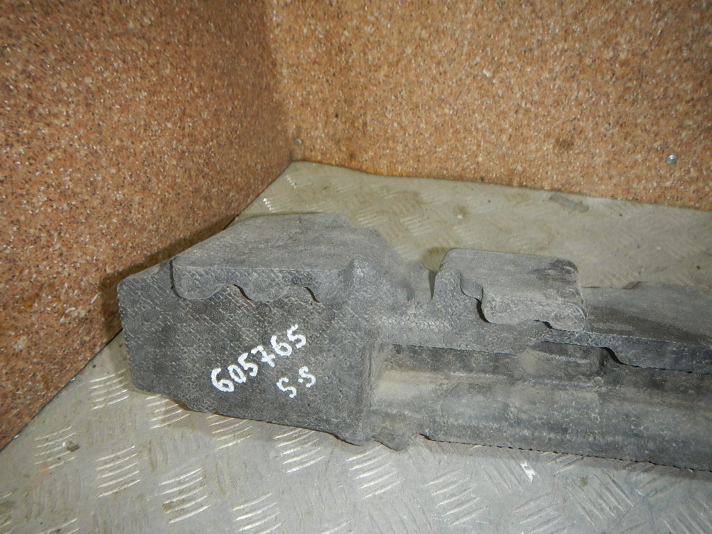 Наполнитель переднего бампера